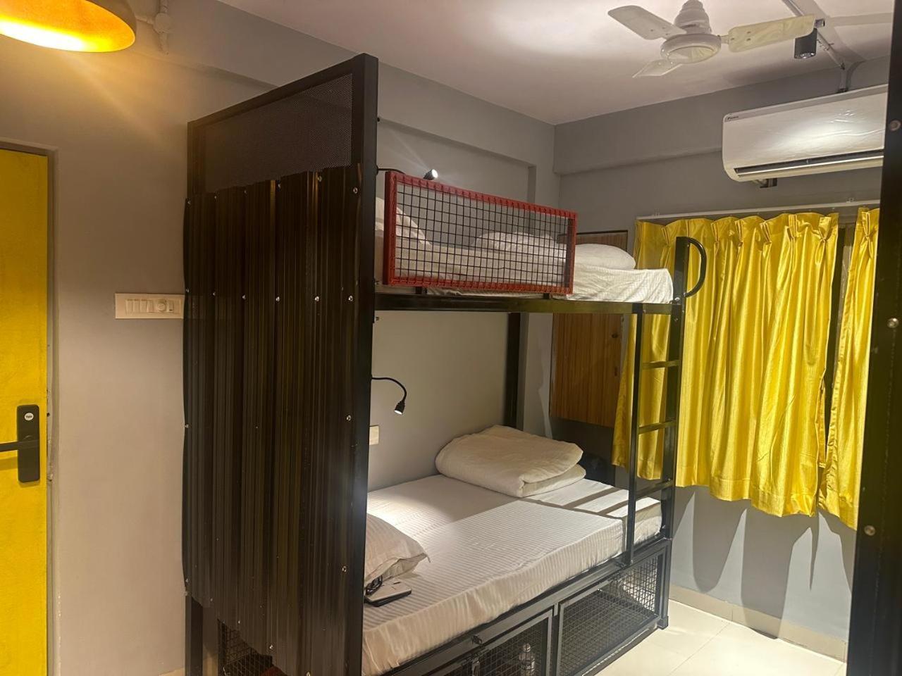 Travotale Hostel And Cowork Koregaonpark بونة المظهر الخارجي الصورة