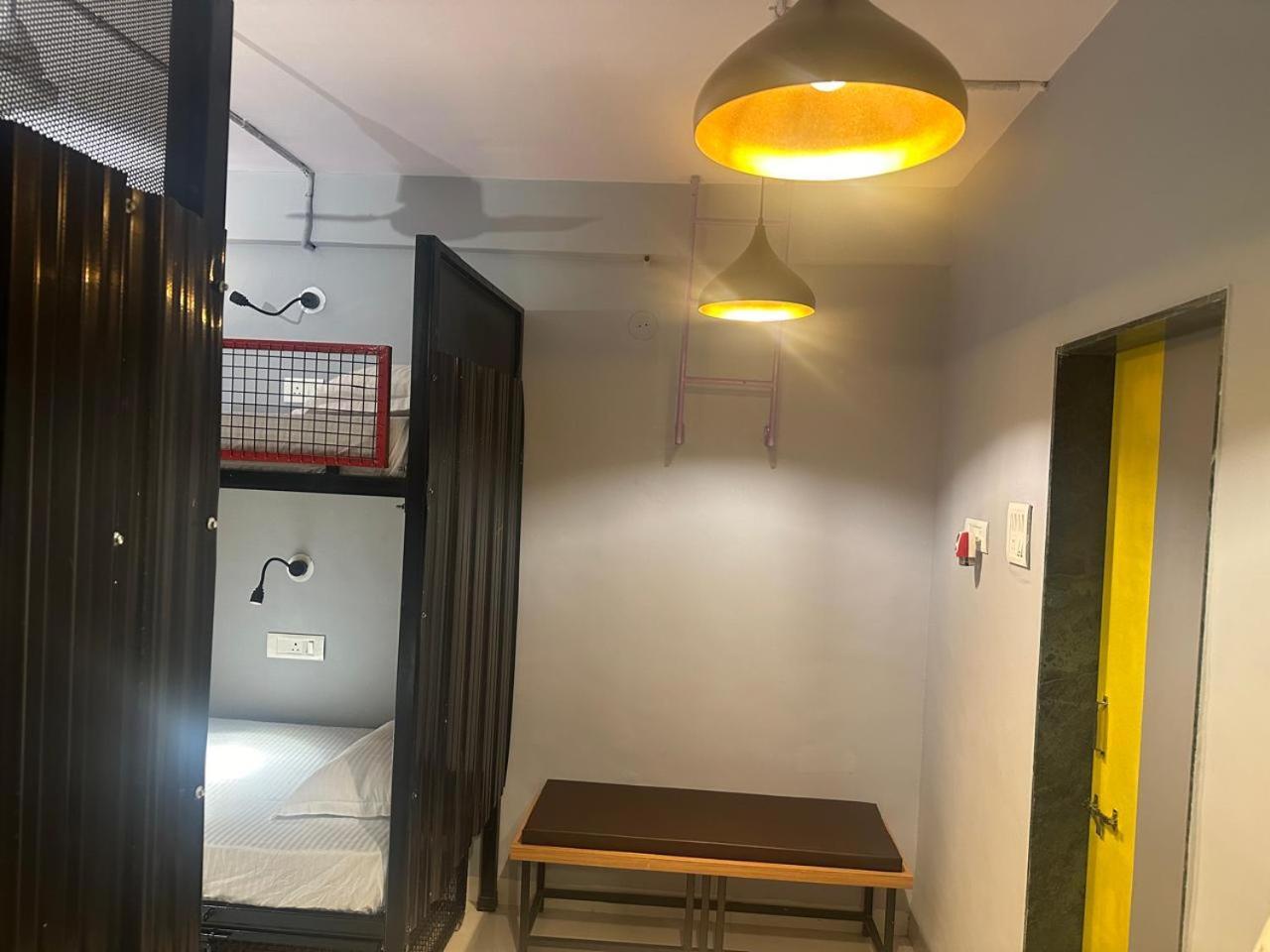 Travotale Hostel And Cowork Koregaonpark بونة المظهر الخارجي الصورة