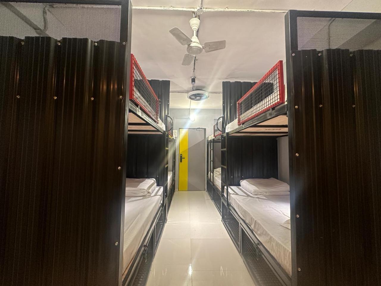 Travotale Hostel And Cowork Koregaonpark بونة المظهر الخارجي الصورة